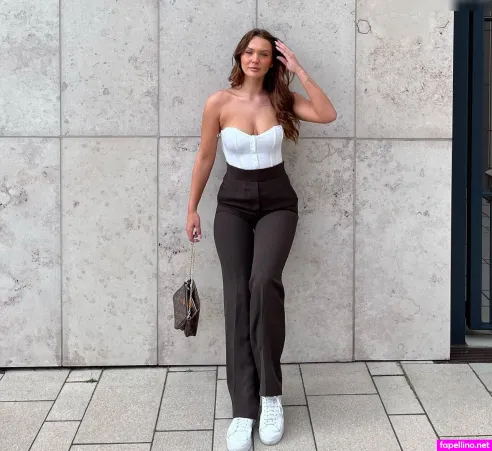 Paulina Pilch OnlyFans Thumbnail #2EW87PzwXM