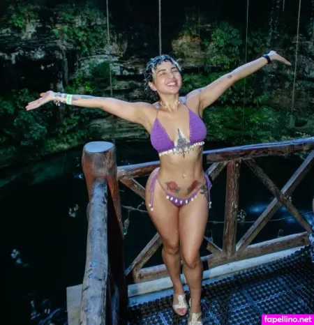 Paulina Usuga OnlyFans Thumbnail #LsXBMNxHdF