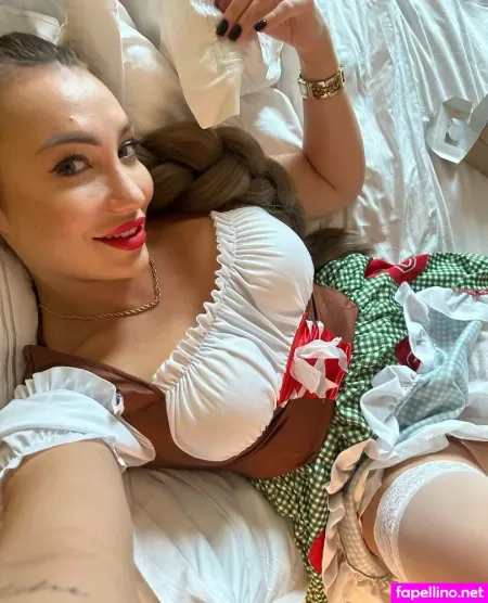 Paulinak OnlyFans Thumbnail #BIcJsybSt1