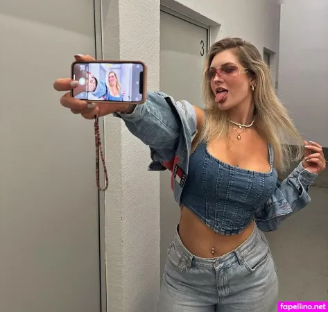 Pauline Caspari OnlyFans Thumbnail #JTvuZLMBNu