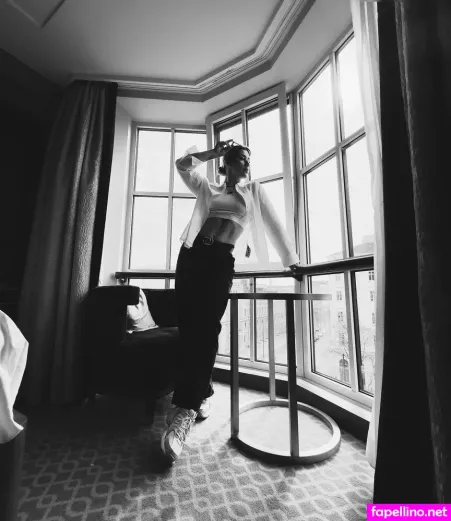 Pauline Grabosch OnlyFans Thumbnail #7IpZAqlwYl