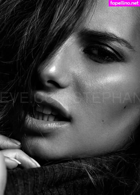 Pauline Santamaria OnlyFans Thumbnail #GYuDLxVv07