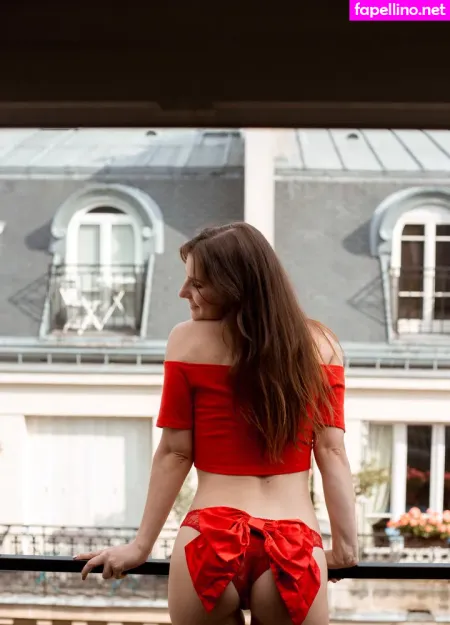 Pauline Santamaria OnlyFans Thumbnail #m0o3FixZzm