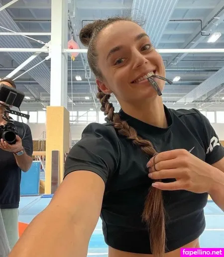 Pauline Schfer OnlyFans Thumbnail #5Vcsx6uK6d