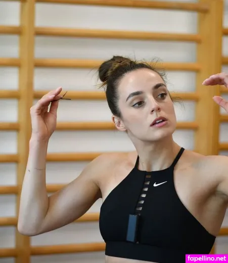 Pauline Schfer OnlyFans Thumbnail #6lzVauASiu