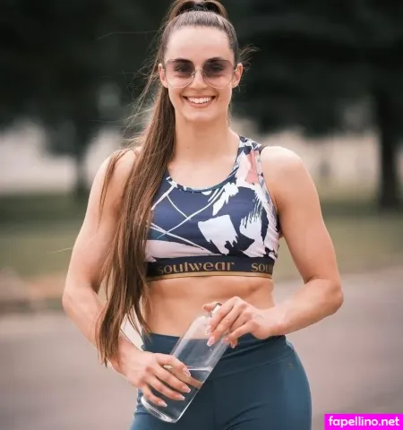 Pauline Schfer OnlyFans Thumbnail #NoEEYK46ke