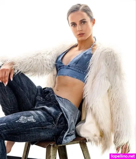 Pauline Schfer OnlyFans Thumbnail #TzC1hIjnbC