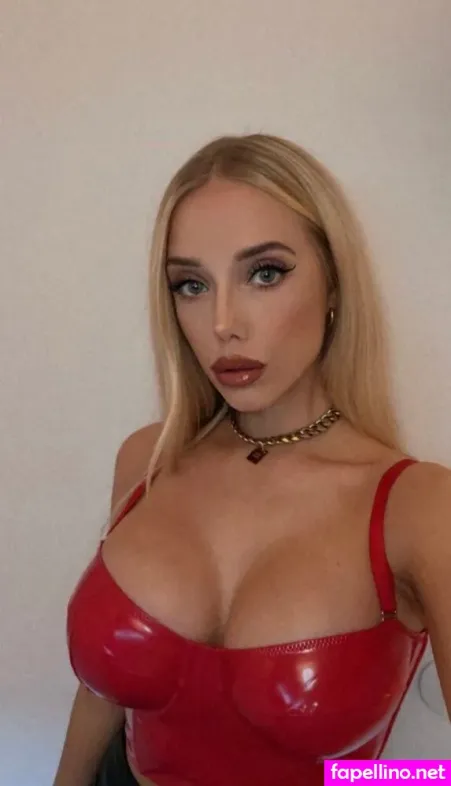 Pauline Sophie OnlyFans Thumbnail #5JNrjGkv5W