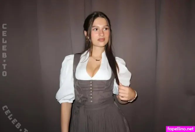 Paulinebtk OnlyFans Thumbnail #zaguE0eBG9