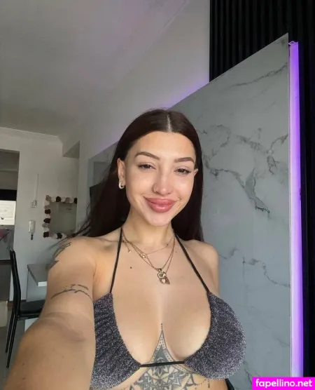 Pauuliinee OnlyFans Thumbnail #Tcent6w0Ji