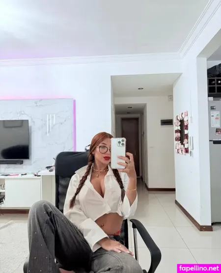 Pauuliinee OnlyFans Thumbnail #VYnSgdbdRE