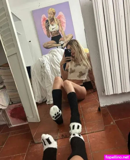 Pauuuline OnlyFans Thumbnail #hCXXeXWhKu
