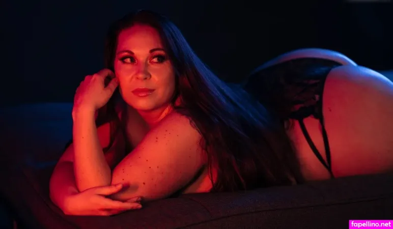 Pavlina Curdova OnlyFans Thumbnail #YDl5kEz2ID
