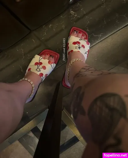 Pawsandklaws OnlyFans Thumbnail #smSJUxtsWq