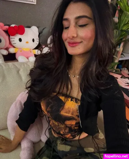 Payal Dhare OnlyFans Thumbnail #SJm8vWUolM