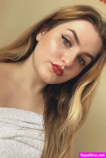 Payautumn OnlyFans Thumbnail #GipAhn4GZD