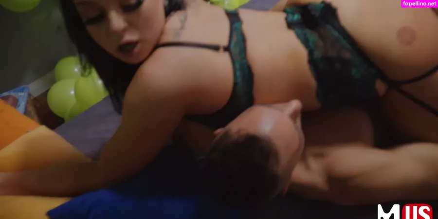 Payton Preslee OnlyFans Thumbnail #XmkEm6osrI