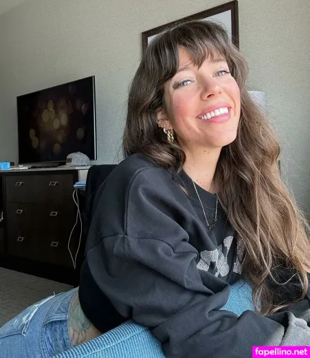 Payton Swanson OnlyFans Thumbnail #ZbExdG7bWy