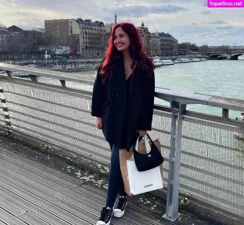 Paz Barsky OnlyFans Thumbnail #F7XqLviedq