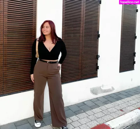 Paz Barsky OnlyFans Thumbnail #ffanPxLCLF