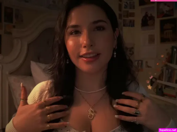 Pea Asmr OnlyFans Thumbnail #h5m0RTzmYy