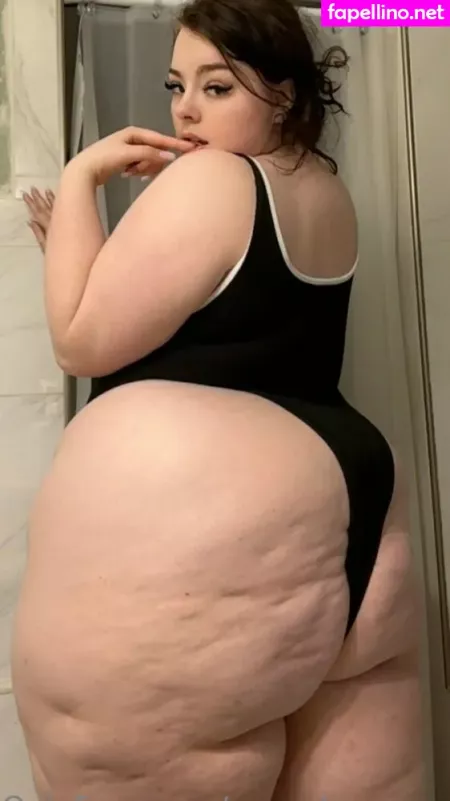 Peacchyqueenn OnlyFans Thumbnail #Bj7Hf8S7QQ