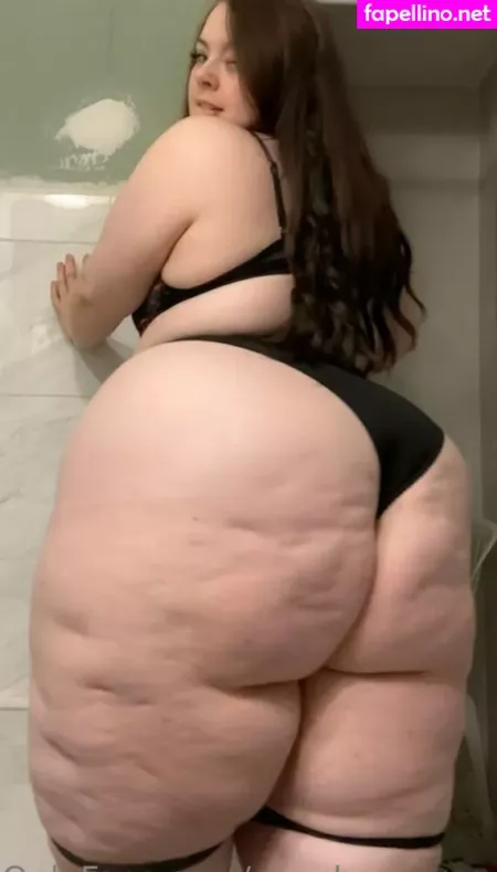 Peacchyqueenn OnlyFans Thumbnail #HsSvIlZeof