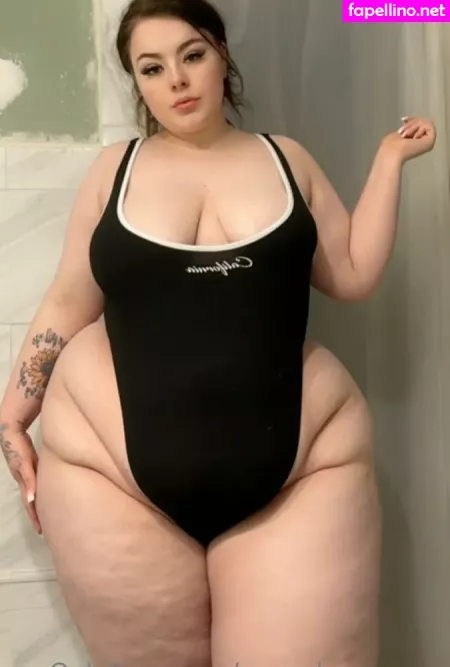 Peacchyqueenn OnlyFans Thumbnail #VDgbuTtIKq