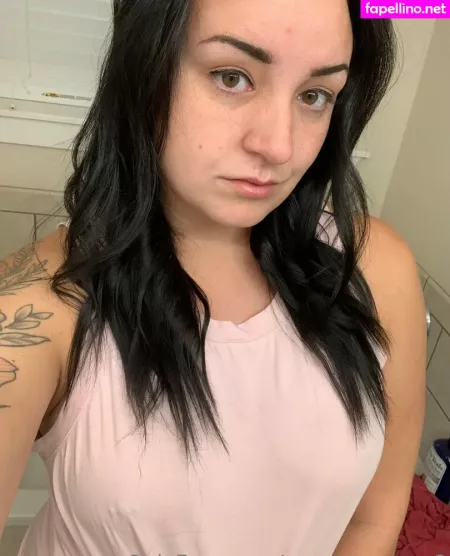 Peach Queen 2 OnlyFans Thumbnail #JC6K7y1JZu