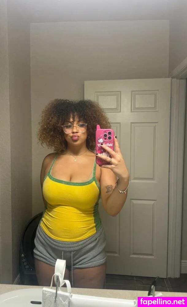 Jasmyne, peachbananafart Nude Leaked OnlyFans Photo #gOW1T34fu1