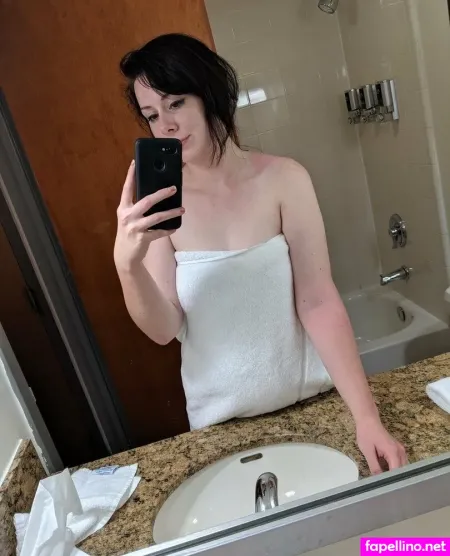 Peachbellini OnlyFans Thumbnail #WuDyVTcDFd