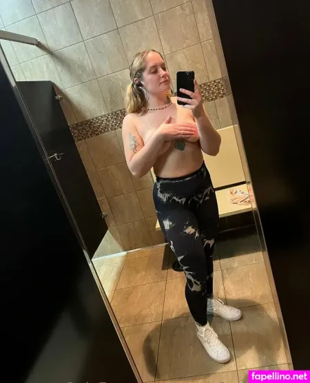 Peachedupprincess OnlyFans Thumbnail #LY3JlRBKpE