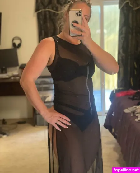 Peaches N Kreme OnlyFans Thumbnail #L8gWGlAPce