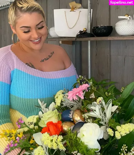 Peaches OnlyFans Thumbnail #9BF5O74gTR