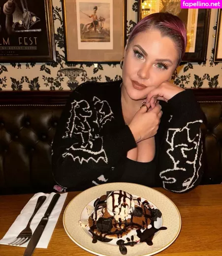 Peaches OnlyFans Thumbnail #Y016OcJ82G