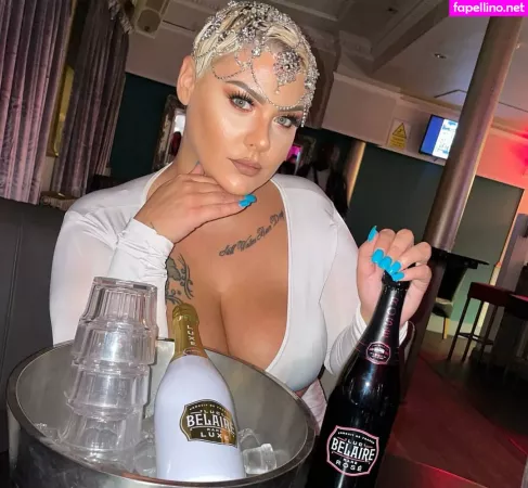 Peaches OnlyFans Thumbnail #YUi9AyAUm3