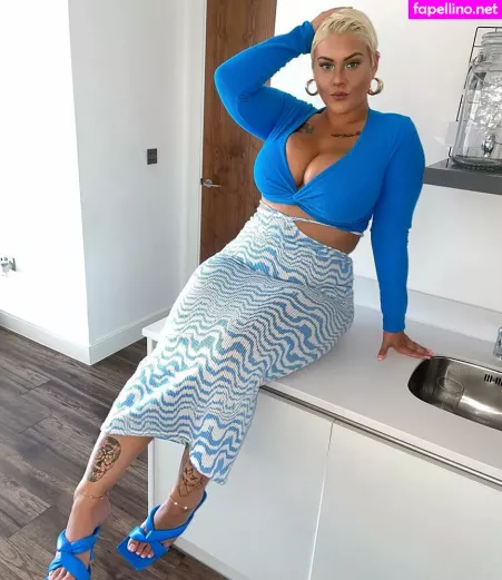 Peaches OnlyFans Thumbnail #Yml8Bxn0ES