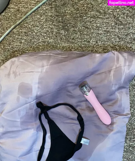 Peachesisastonedfruit2 OnlyFans Thumbnail #epBpdFSeF1
