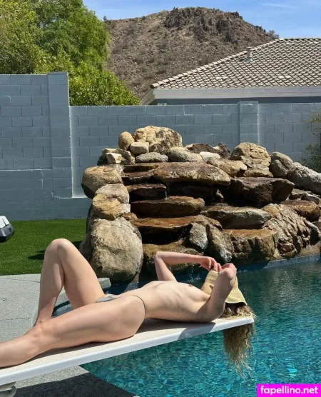 Peacheznfun OnlyFans Thumbnail #R14qSI9MEz