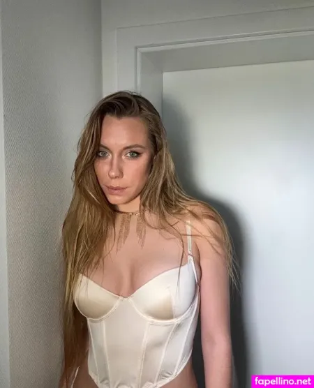 Peachxcris Main Profile Photo