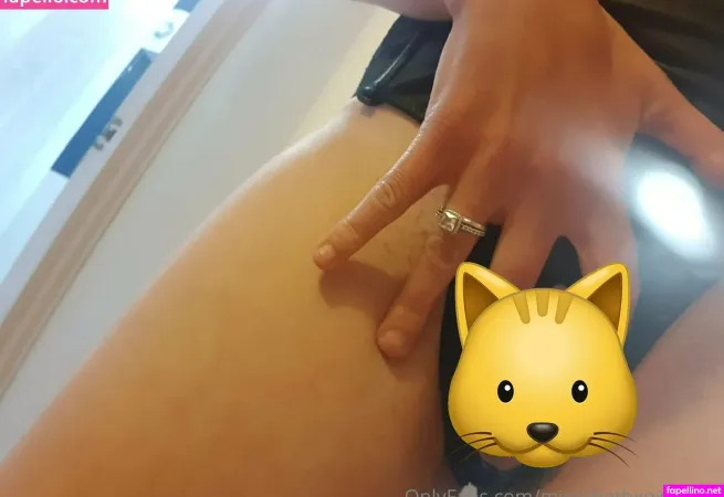Peachybethxxxfree OnlyFans Thumbnail #CjszNhk2zf