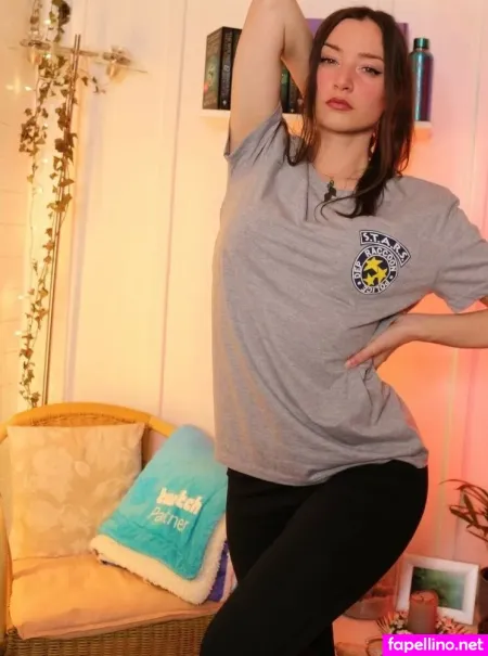 Peachykeen2467 OnlyFans Thumbnail #JbIz8fmrNn