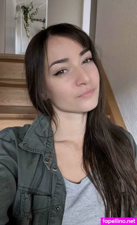 Peachykeen2467 OnlyFans Thumbnail #pXXX7yi4hY