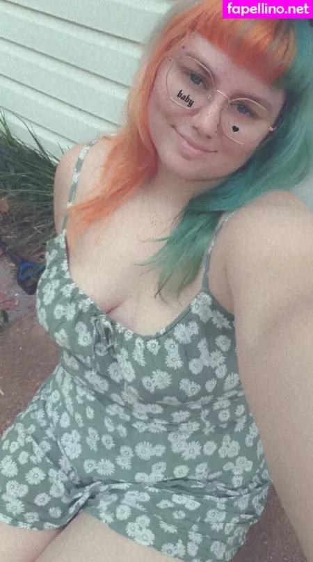 Peachykeenstine22 OnlyFans Thumbnail #GLUr2XxsAd
