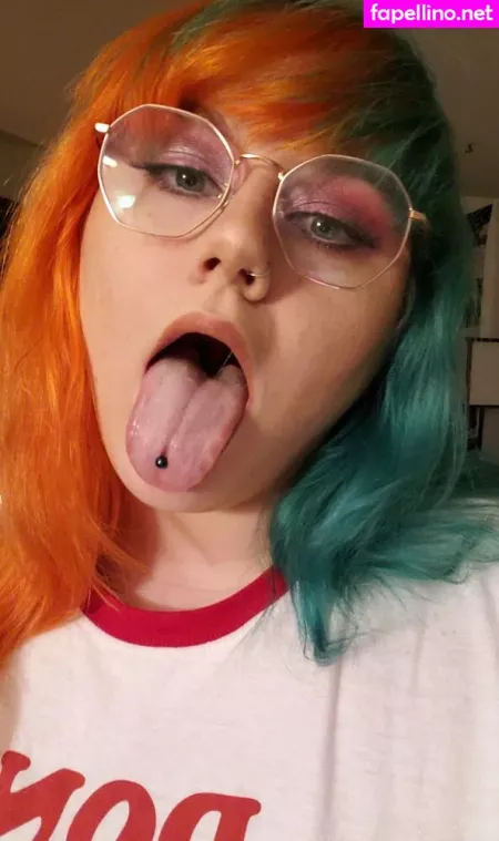Peachykeenstine22 OnlyFans Thumbnail #KNRKpkTW70