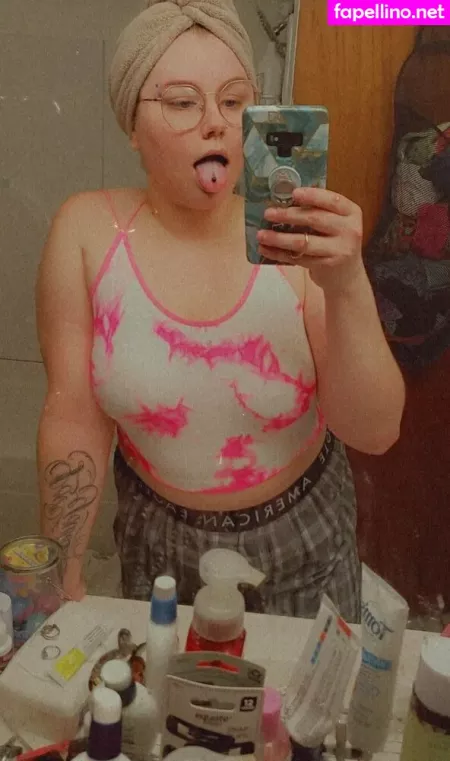 Peachykeenstine22 OnlyFans Thumbnail #q36KjIUHsH