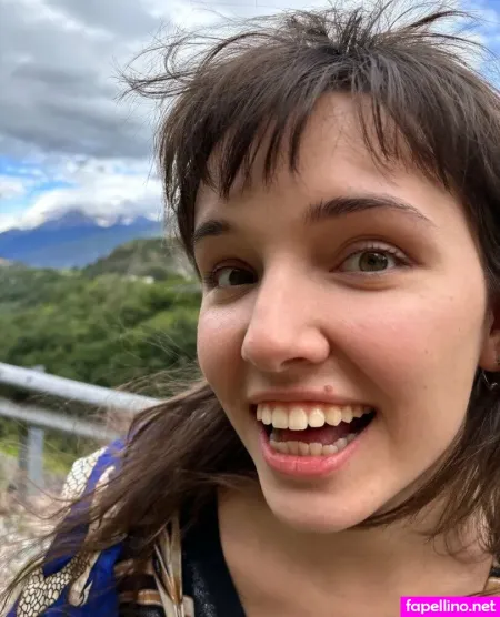 Peachylii OnlyFans Thumbnail #YcHG5oHUsg