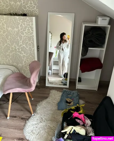 Peachylii OnlyFans Thumbnail #vMrGSBwMid