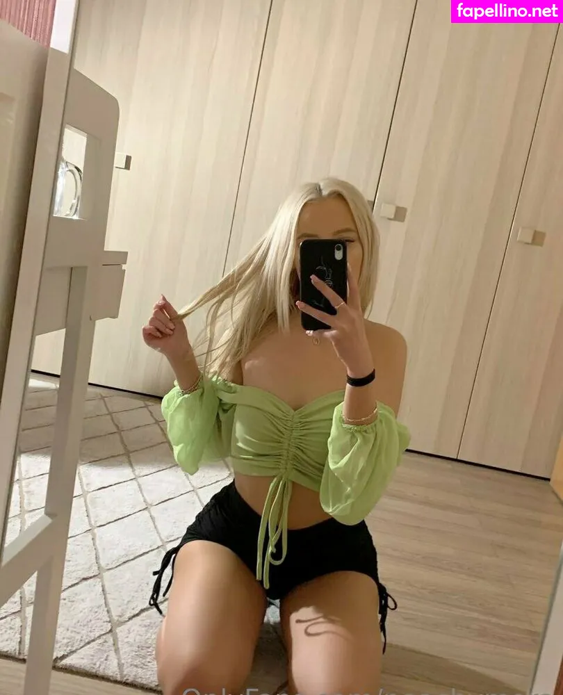 peachymora, peachyymina_ Nude Leaked OnlyFans Photo #ByvtkygVdD