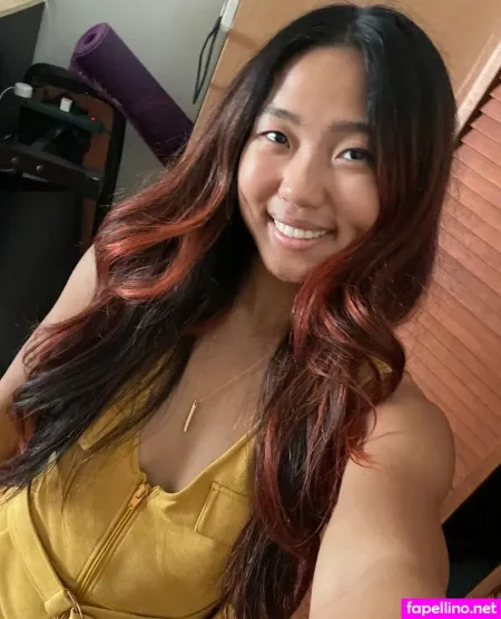 Peachypenny OnlyFans Thumbnail #yR977WV9Oz